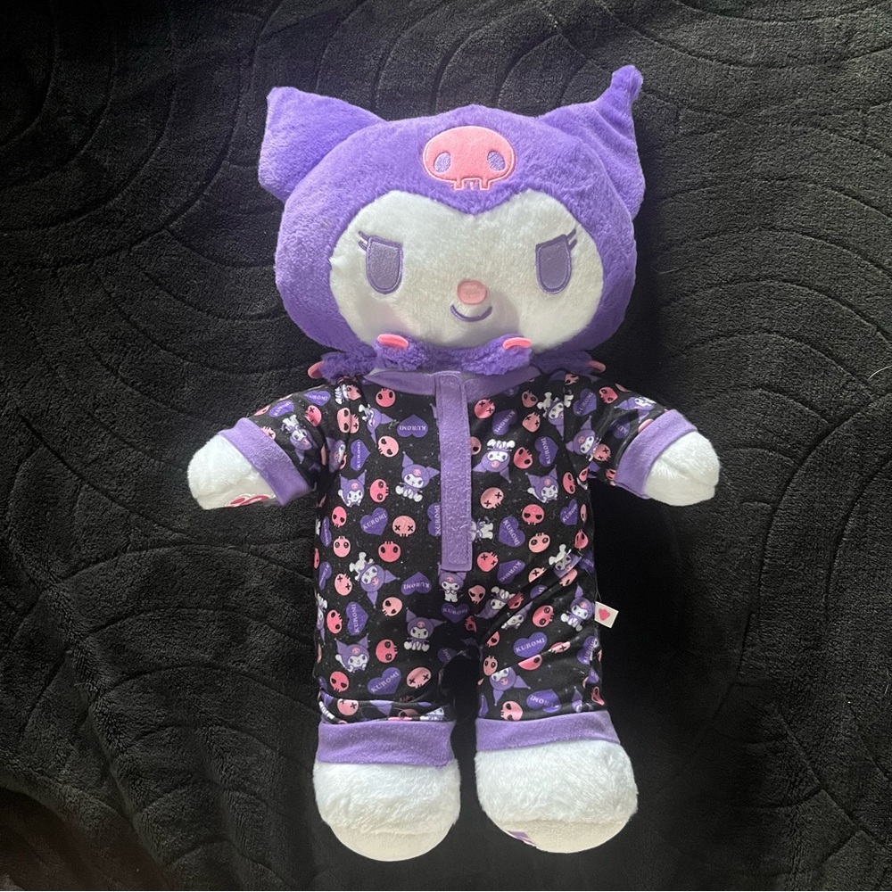 build a bear x sanrio purple kuromi with pajamas - excellent condition